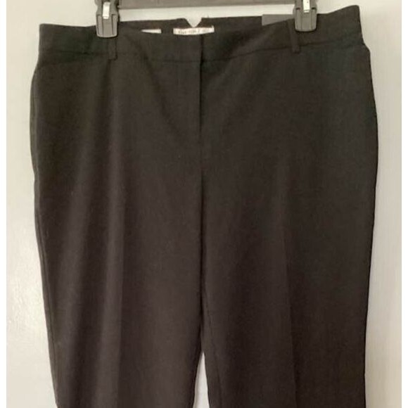VanHeusen Studio Modern Fit Slacks Pants Women 10 Reg Black Boot Leg Stretch NEW - Picture 4 of 13